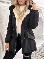 Women's Plush-Lined Winter Jacket with Close-Fitting Hood and Pockets