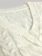 Women's Sleeveless Cable Knit Layering Slipover with V-Neck