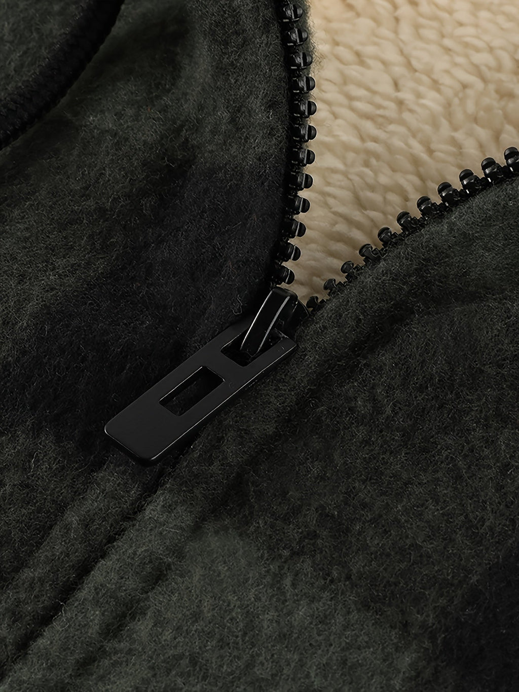 Men's Easy-Fit Hooded Jacket with Plush Lining and Front Pockets