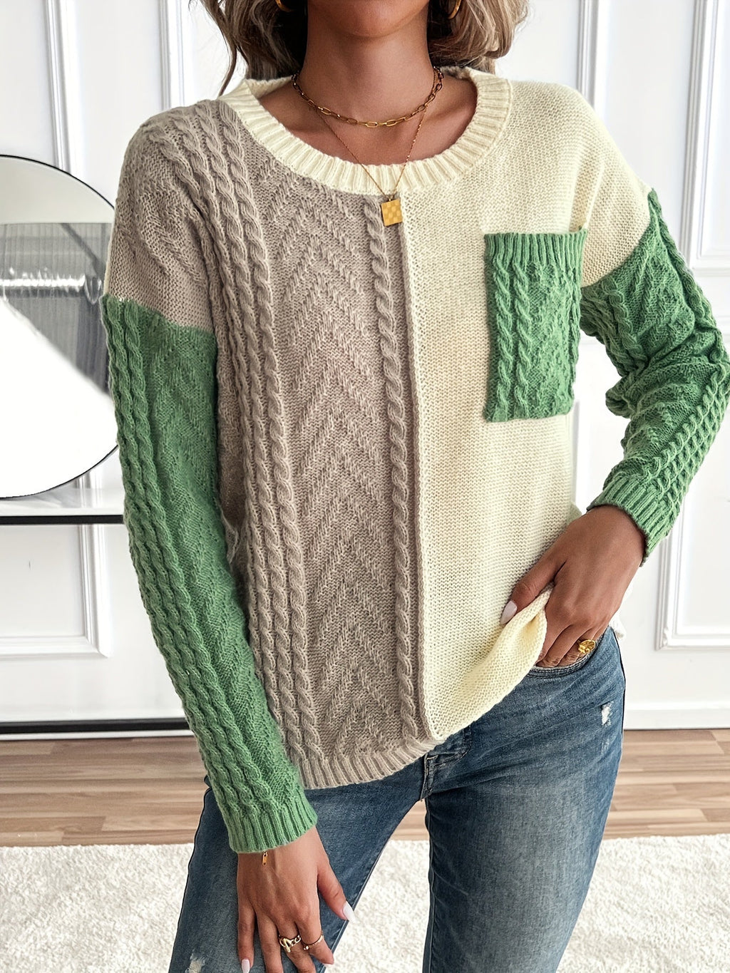 Women's Patch Pocket Cable-Knit Jumper with Two-Tone Panels