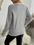 Women's Understated Snowflake Motif Relaxed Round-Neck Jumper