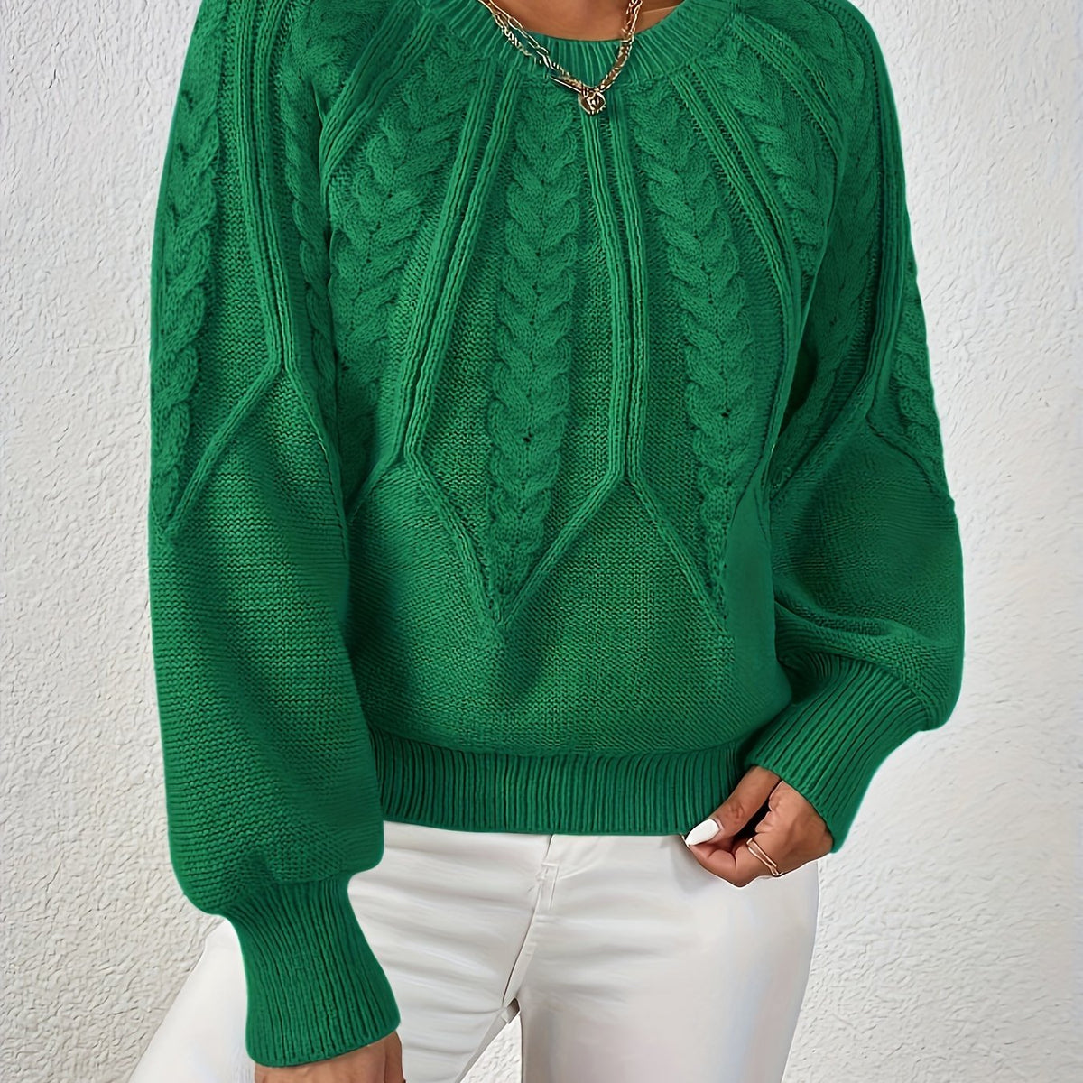 Women's Everyday Raglan Cable-Knit Jumper with Round Neckline - Green