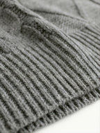 Women's Sleeveless Cable Knit Layering Slipover with V-Neck