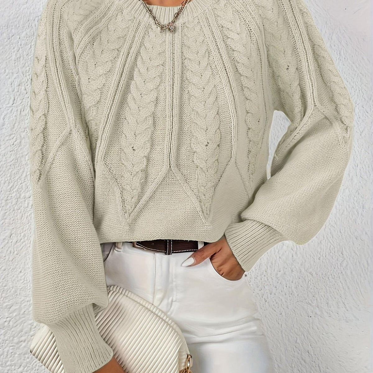 Women's Everyday Raglan Cable-Knit Jumper with Round Neckline - Beige