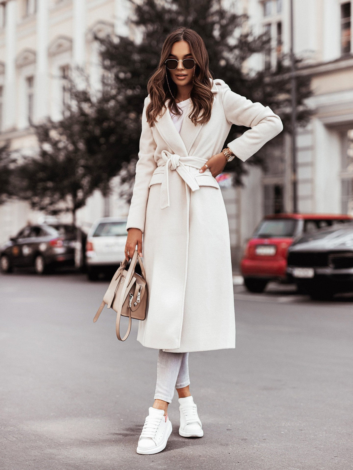 Women's Minimal Straight-Cut Soft Wool Coat for Office Days - White