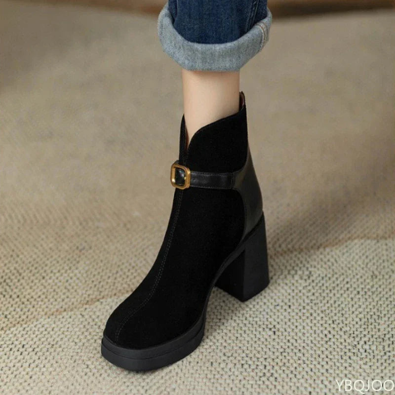 Women's Autumn Buckle-Strap Ankle Boots with Chunky Sole - Black