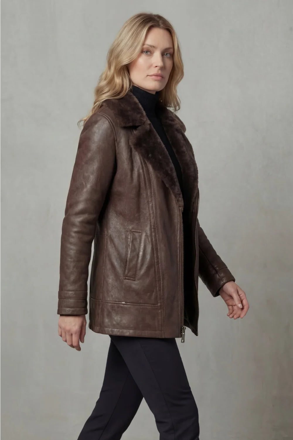 Women's Plush-Collar Leather-Style Jacket with Full-Length Zip