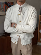 Men's Relaxed Knitted Cardigan with Button Front for Cool Evenings