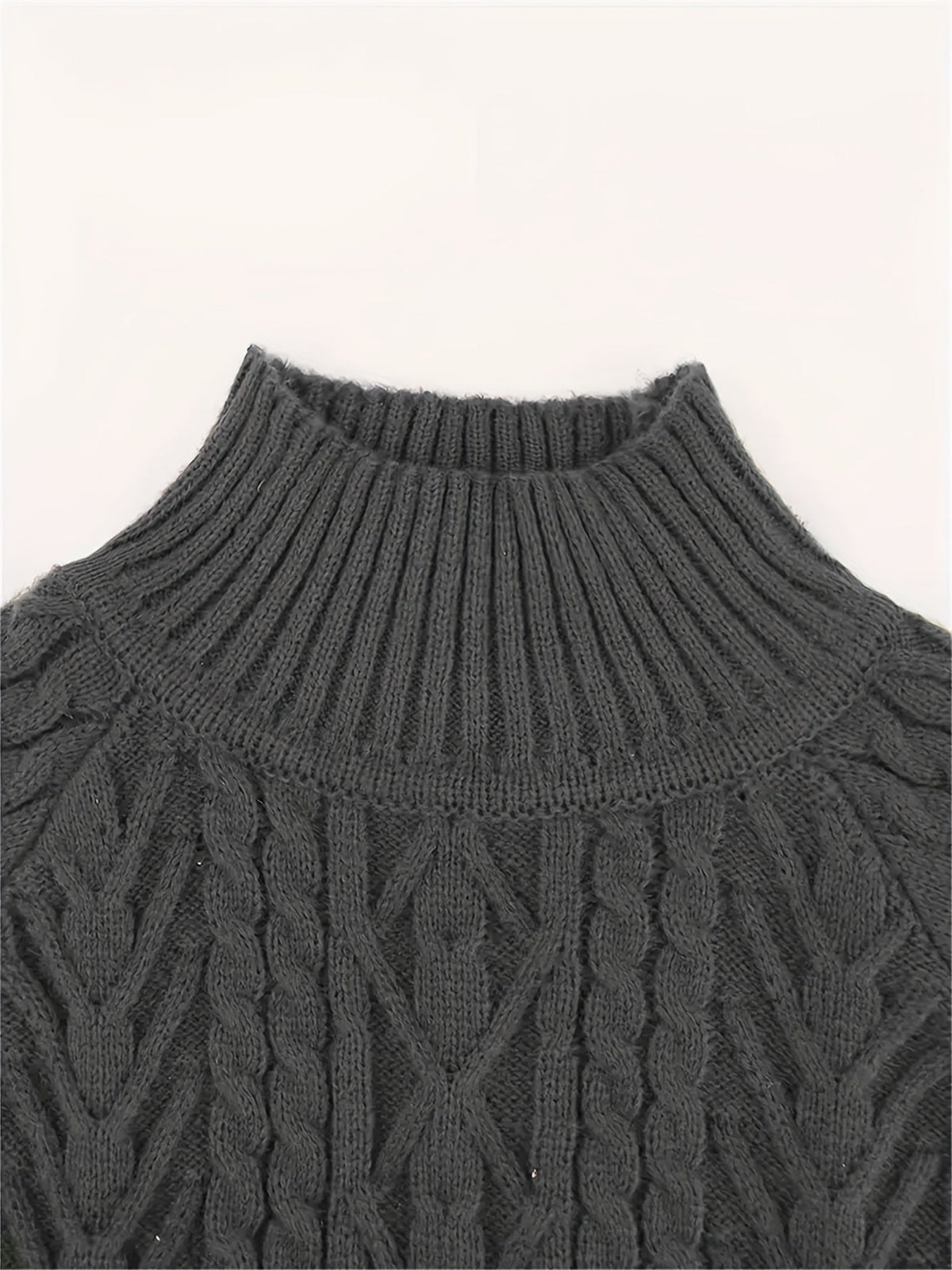 Women's Cable-Knit Mock Neck Jumper for Spring and Autumn