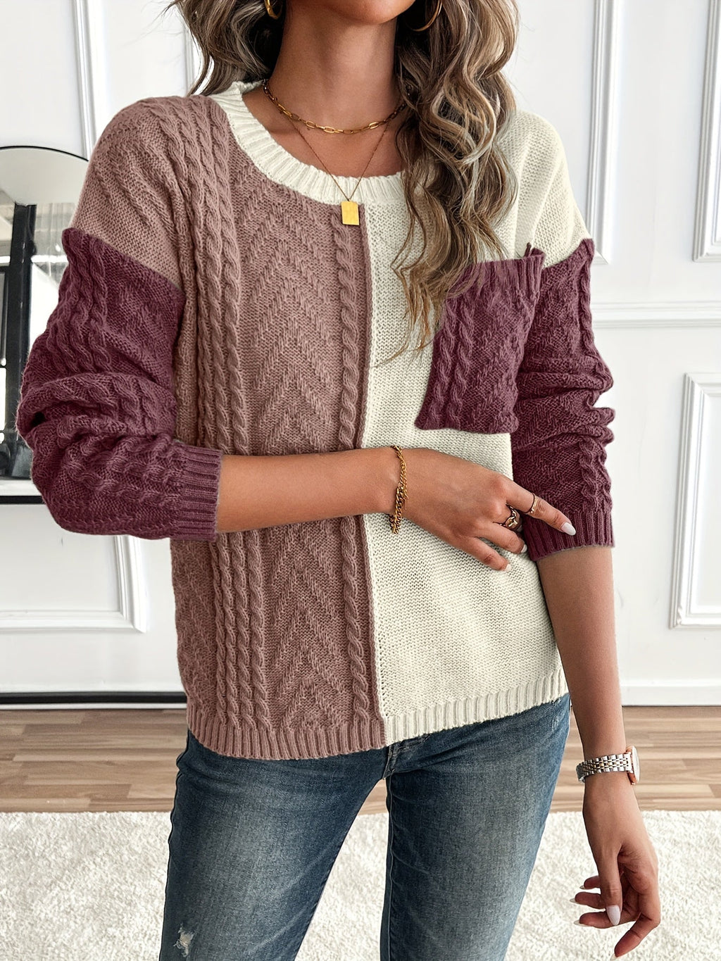 Women's Patch Pocket Cable-Knit Jumper with Two-Tone Panels