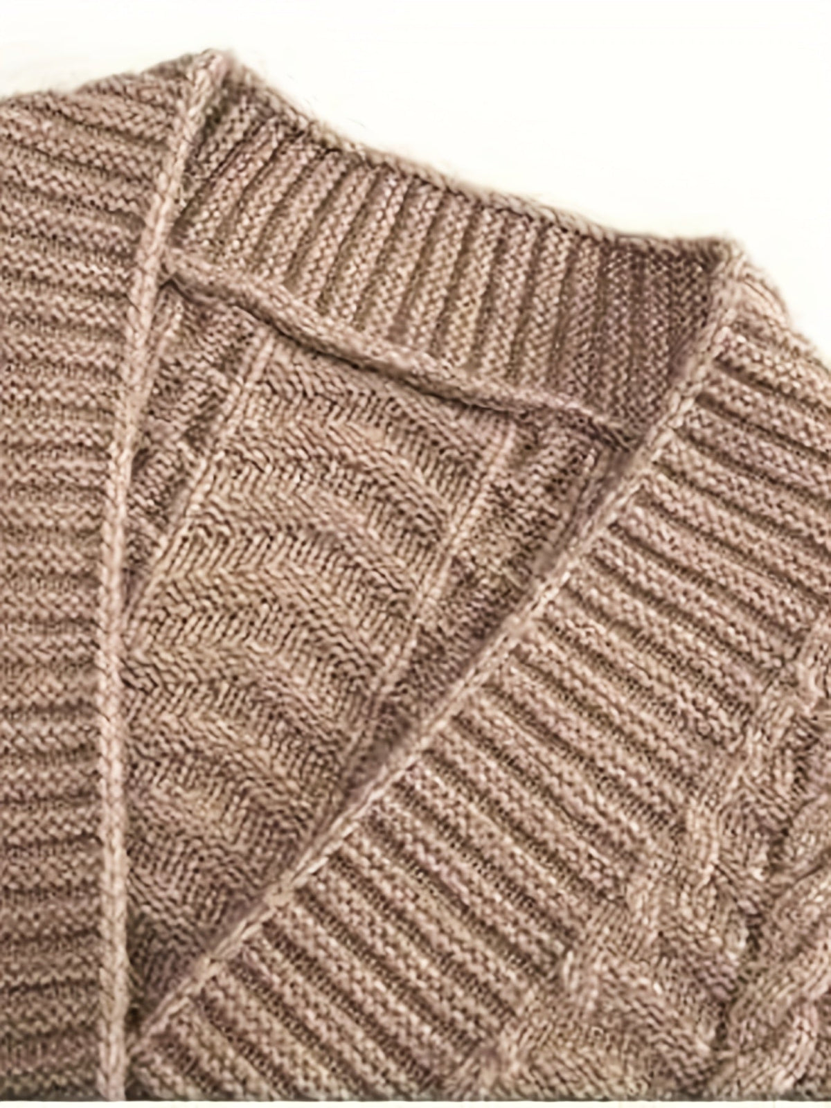 Women's Two-Pocket Cable-Knit Button Cardigan in Long Length