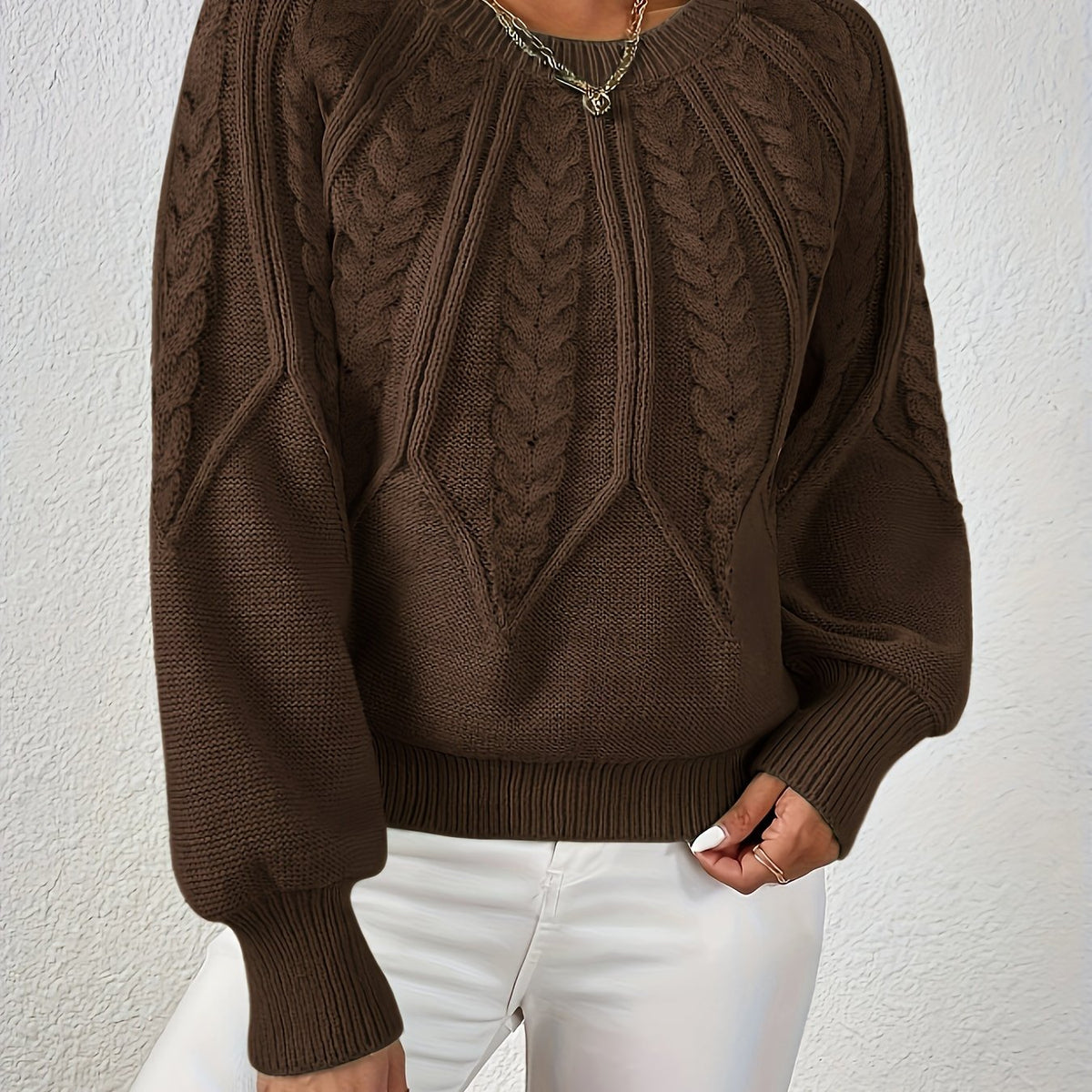 Women's Everyday Raglan Cable-Knit Jumper with Round Neckline - Coffee Brown