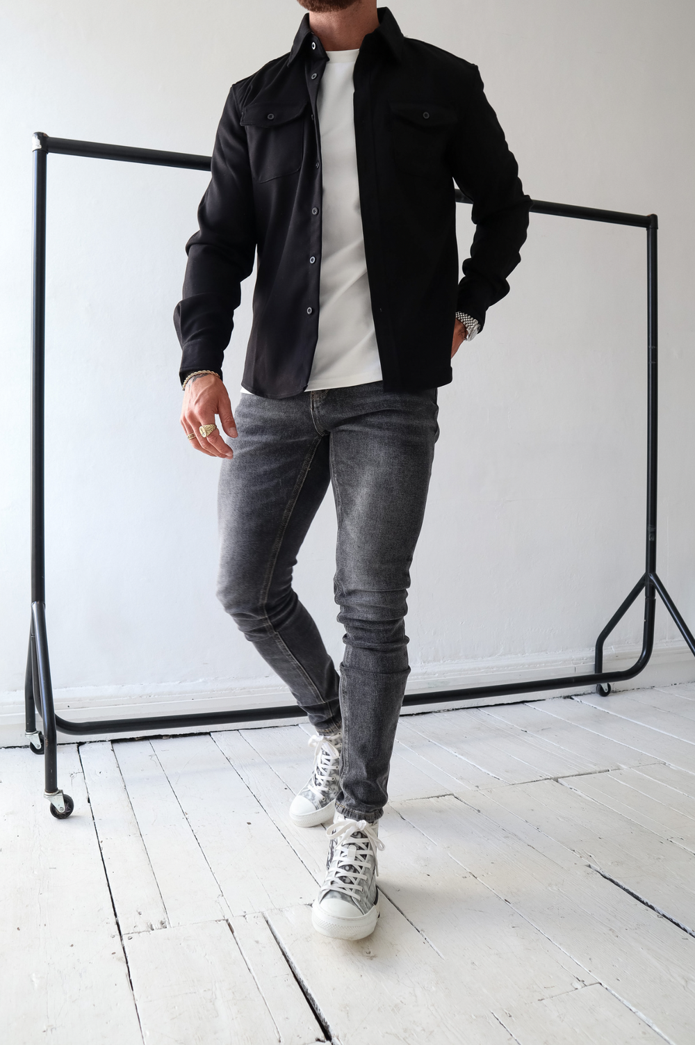 Men's Between-Seasons Shirt Jacket with Button Chest Pockets