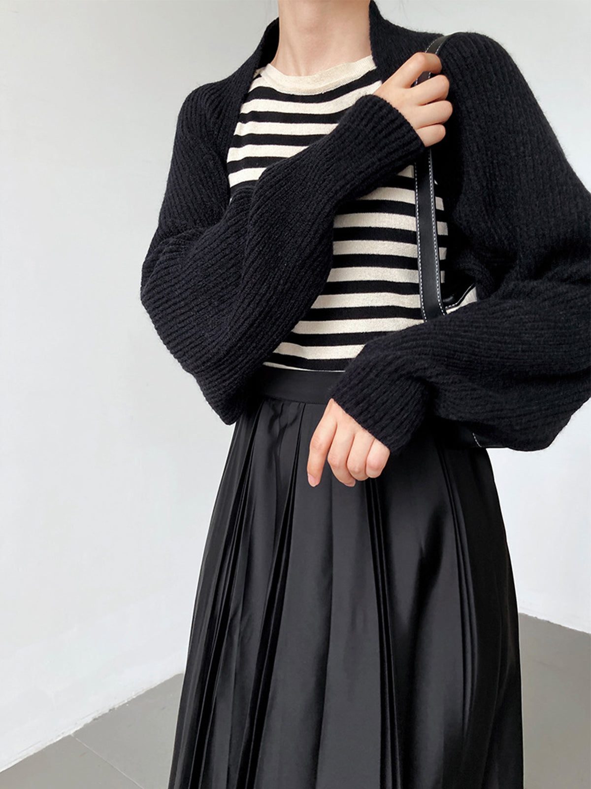 Women's Long-Sleeve Open Cardigan in Roomy Vertical Rib Knit - Black