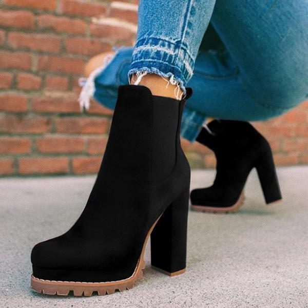 Women's Stacked-Heel Chelsea Ankle Boots with Textured Platform