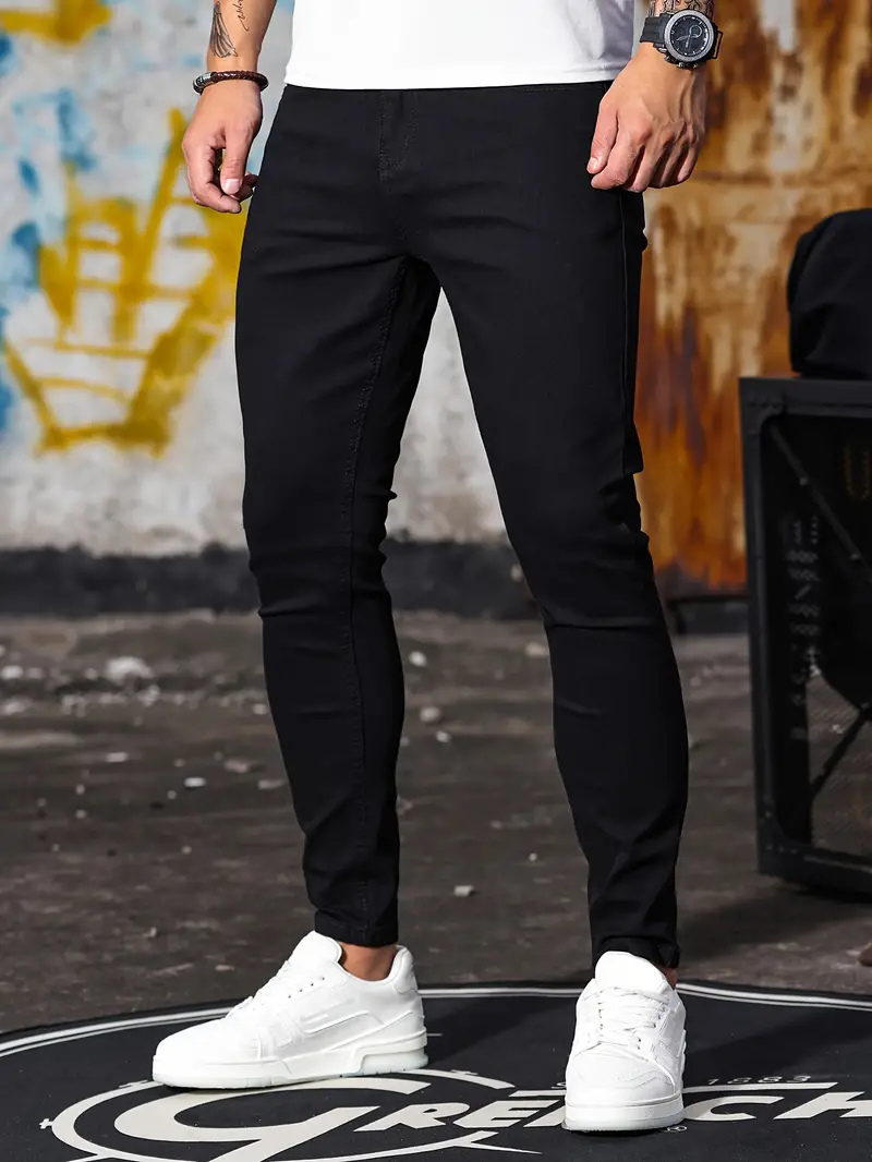 Men's Non-Distressed Slim Taper Jeans with Belt Loops - Black
