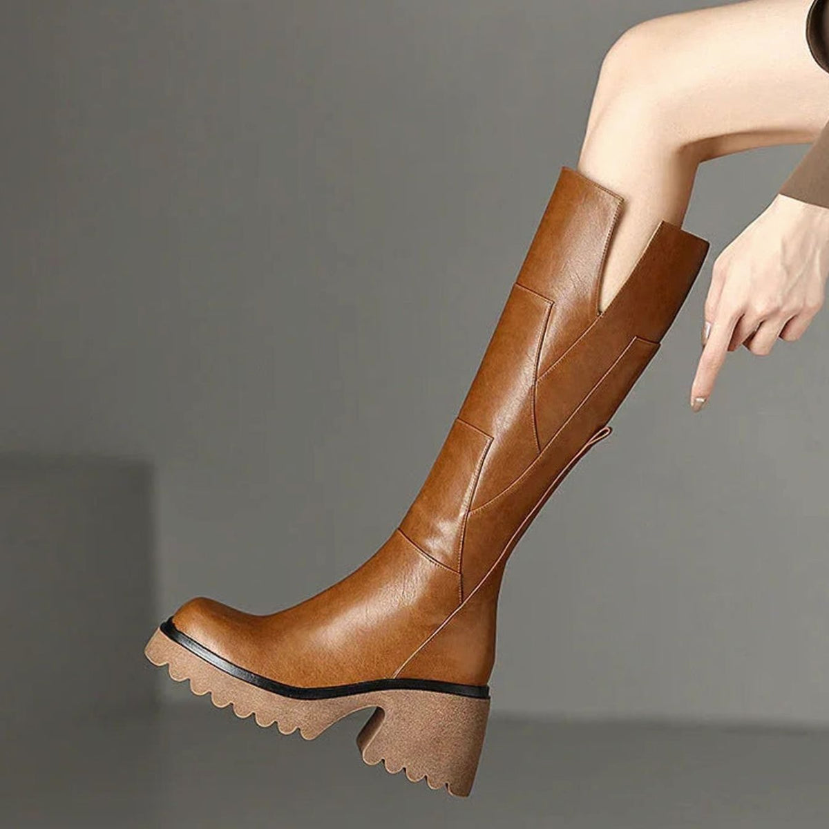 Women's Inner-Zip Knee-High Boots with Thick Platform and Block Heel - Brown