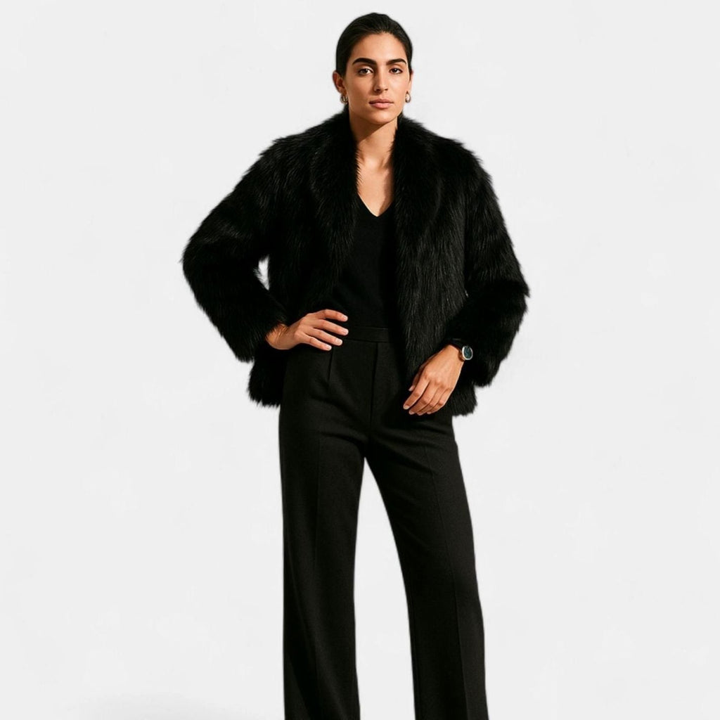 Women's Voluminous-Collar Faux Fur Jacket in a Cropped Cut