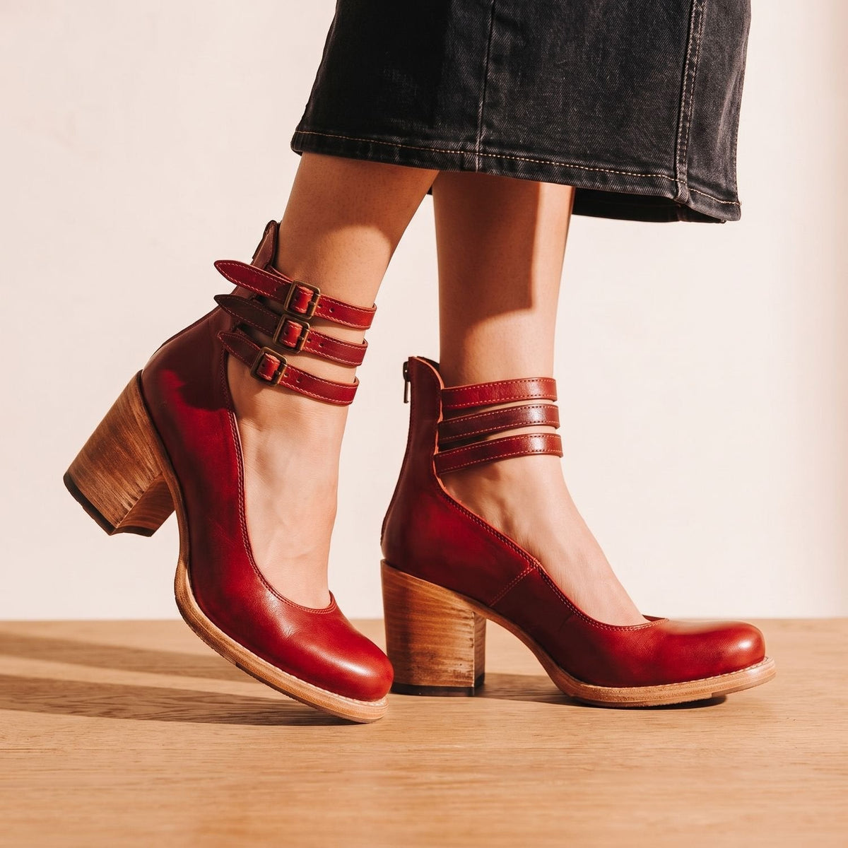 Women's Cushioned Double-Strap Boho Ankle Boots in Distressed Leather