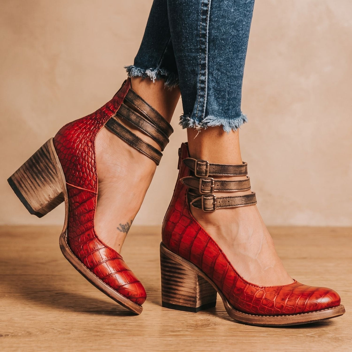 Women's Cushioned Double-Strap Boho Ankle Boots in Distressed Leather