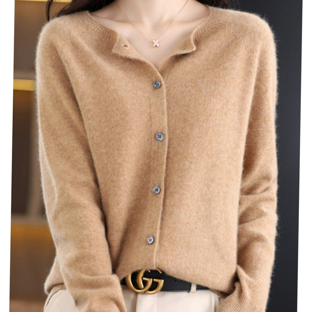 Women's Single-Breasted Merino Wool Cardigan with Crew Neck - Beige