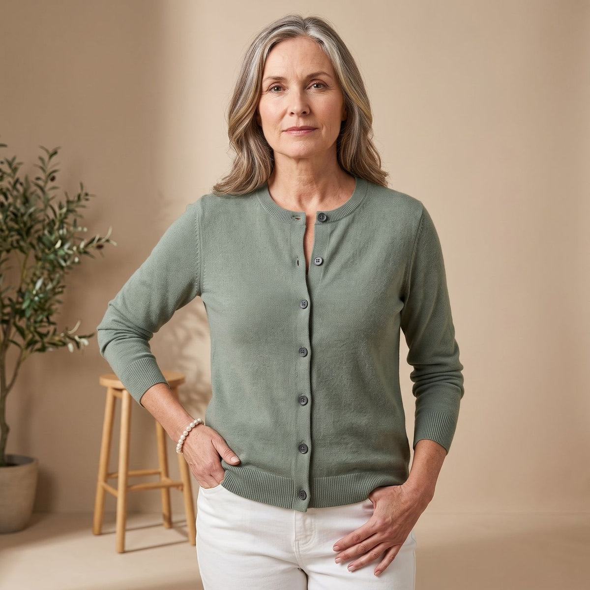 Women's Smooth Merino-Blend Knit Cardigan for Office Days - Light Green
