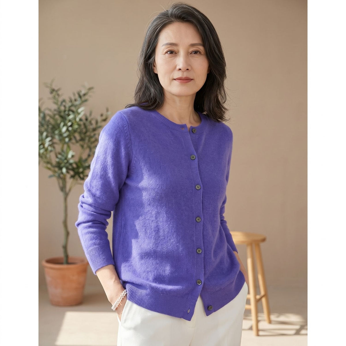 Women's Smooth Merino-Blend Knit Cardigan for Office Days - Dark Blue