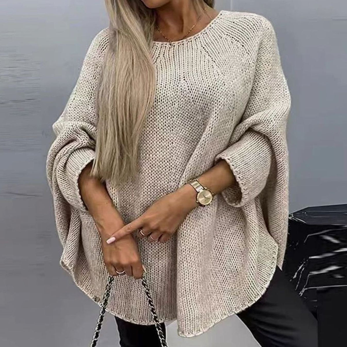 Women's Batwing Sleeve Chunky Knit Tunic Jumper with Crew Neck - Off-White
