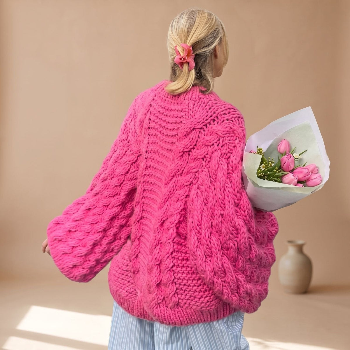 Women's Chunky Cable-Knit Jumper with Generous Sleeves - Pink
