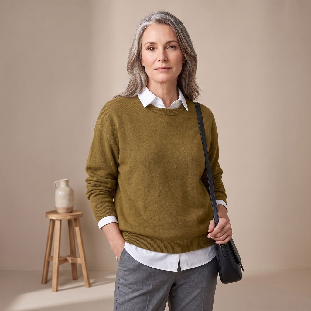 Women's Roomy Crew Neck Jumper for Smart-Casual Layering - Khaki