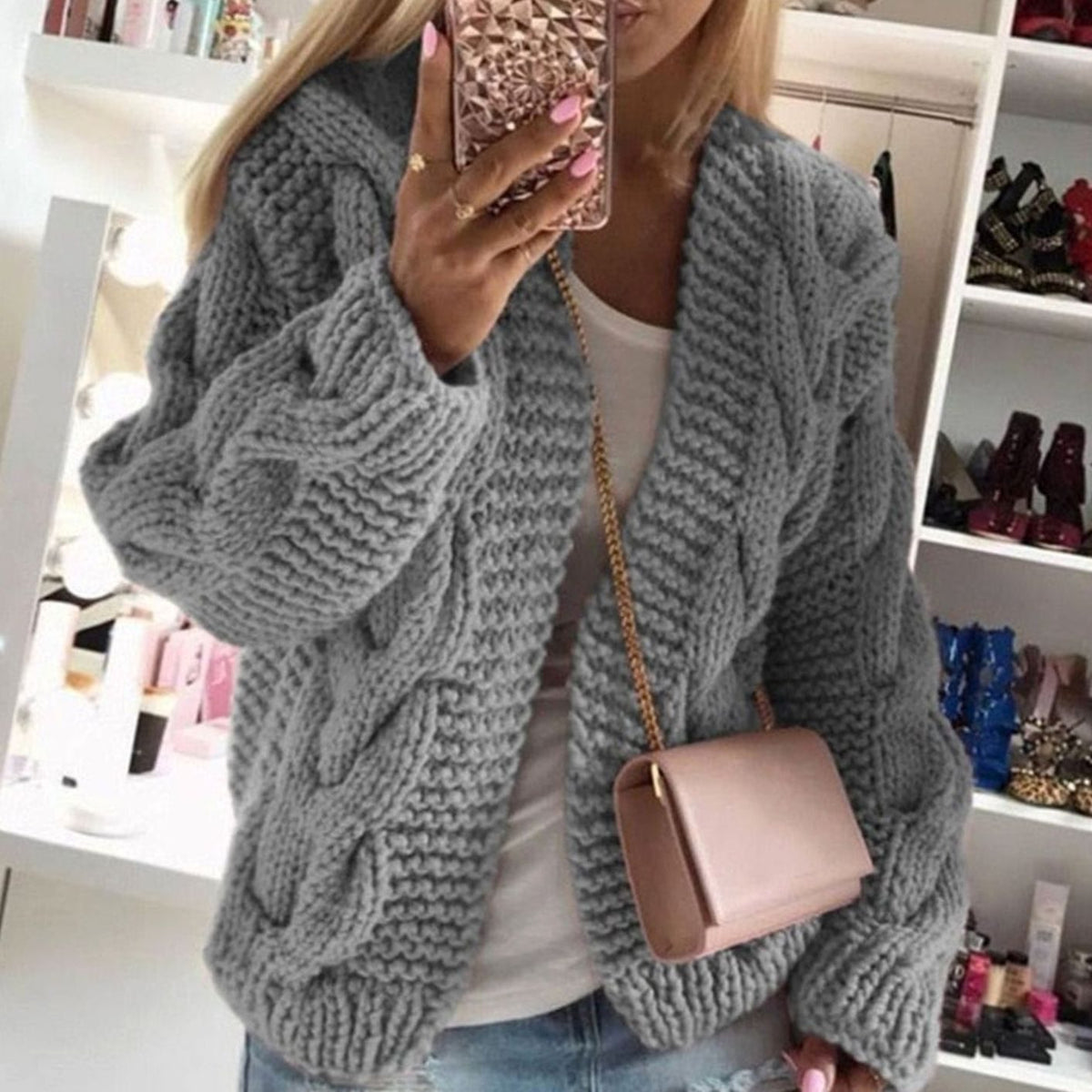 Women's Open-Front Oversized Cardigan in Chunky Cable Knit - Grey