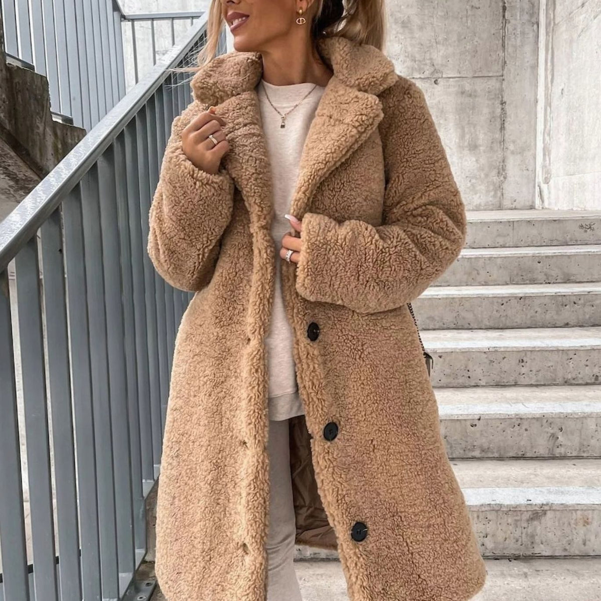 Women's Oversized Below-the-Knee Teddy Fleece Coat - Beige