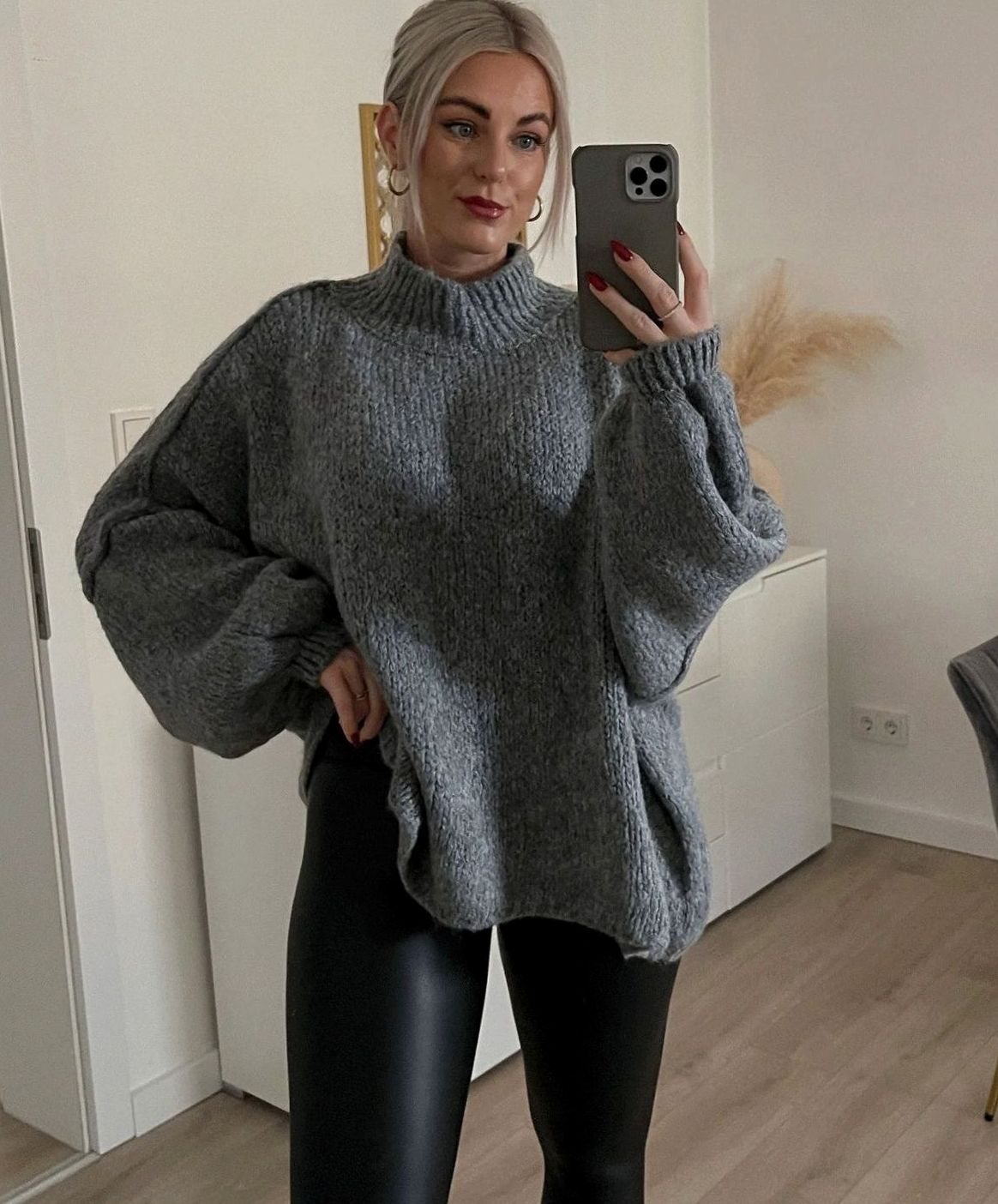 Women's Roomy Chunky-Knit Roll Neck Jumper - Dark Grey