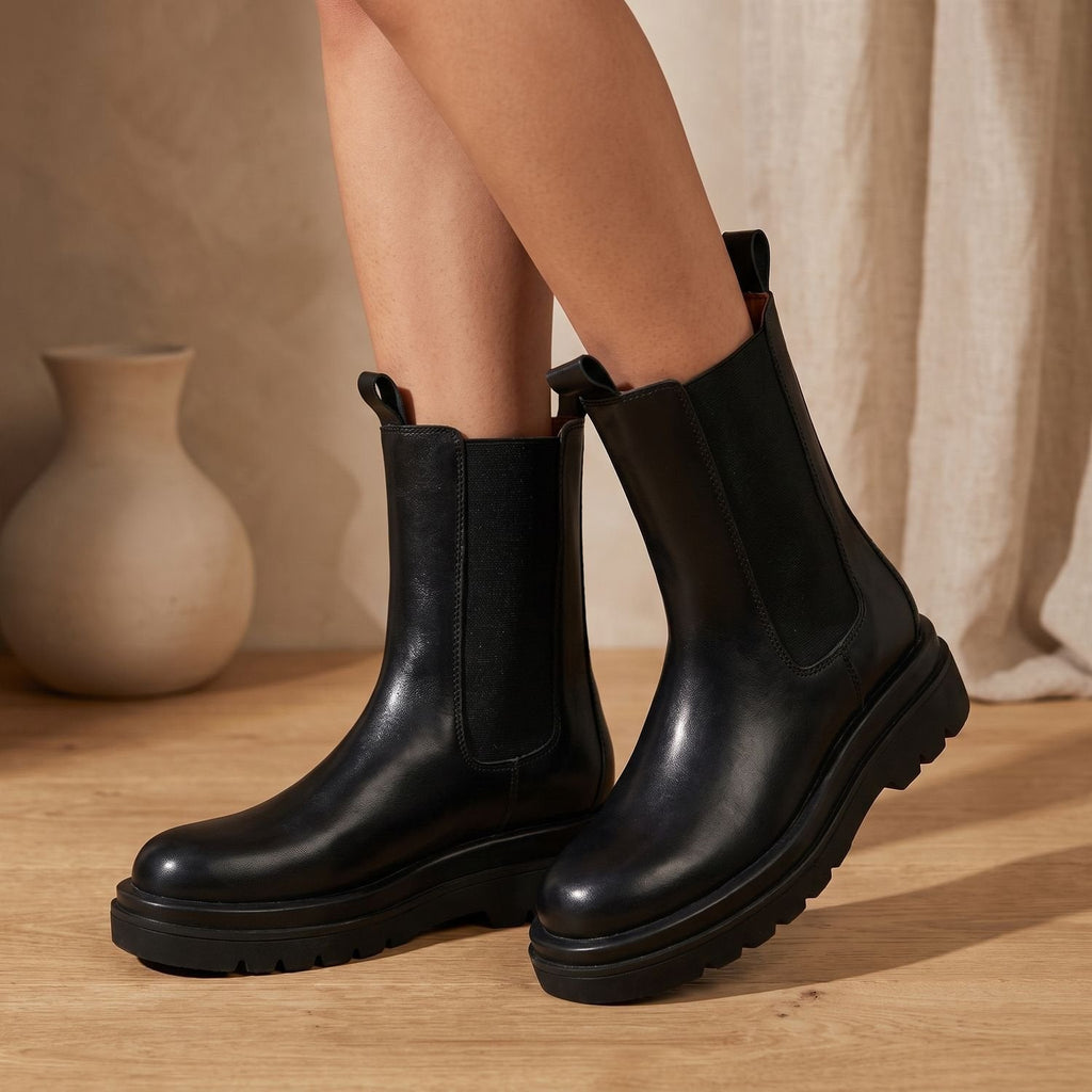 Women's Faux Leather Lug-Sole Chelsea Boots with Pull-On Fit